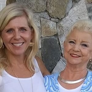 Meet your Posher, Bobbi